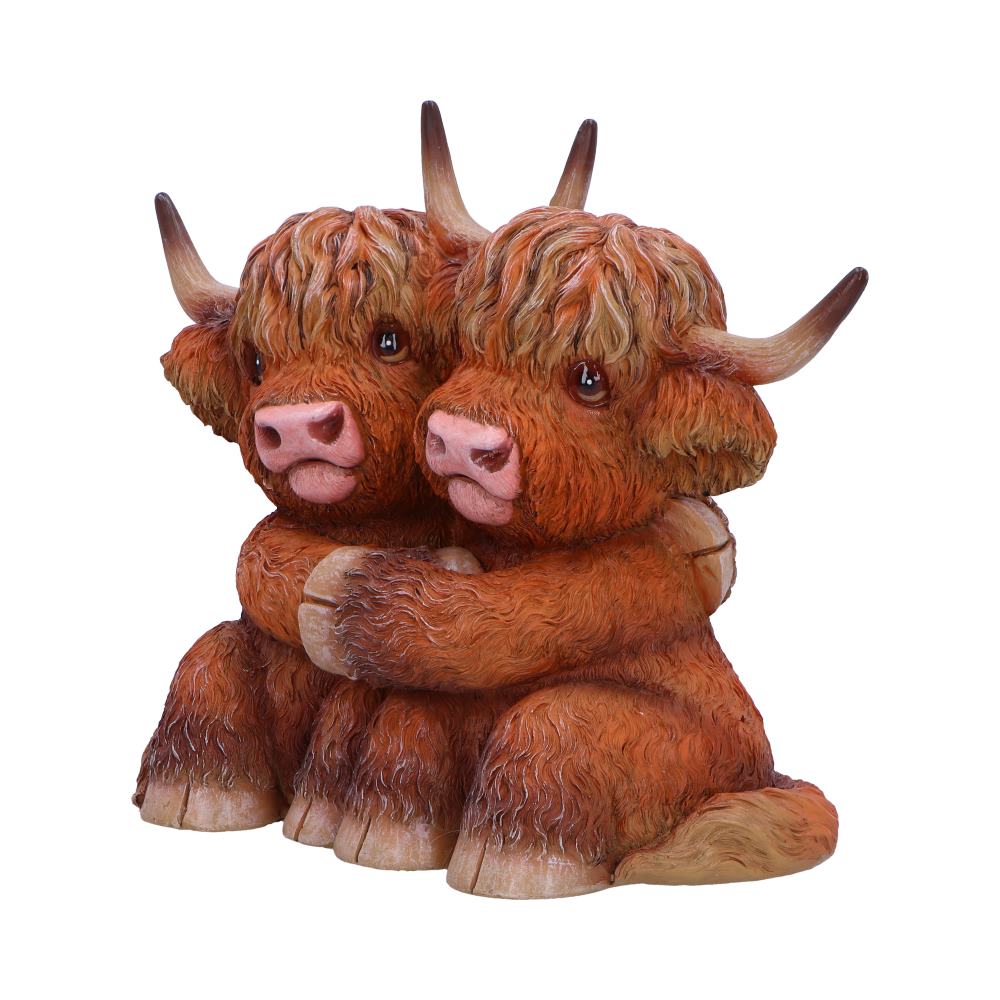 Highland Cow Hug Figurine 14.5cm