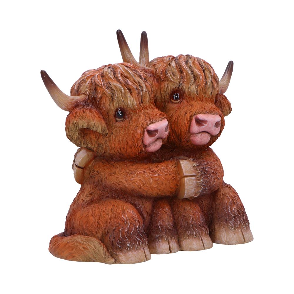 Highland Cow Hug Figurine 14.5cm