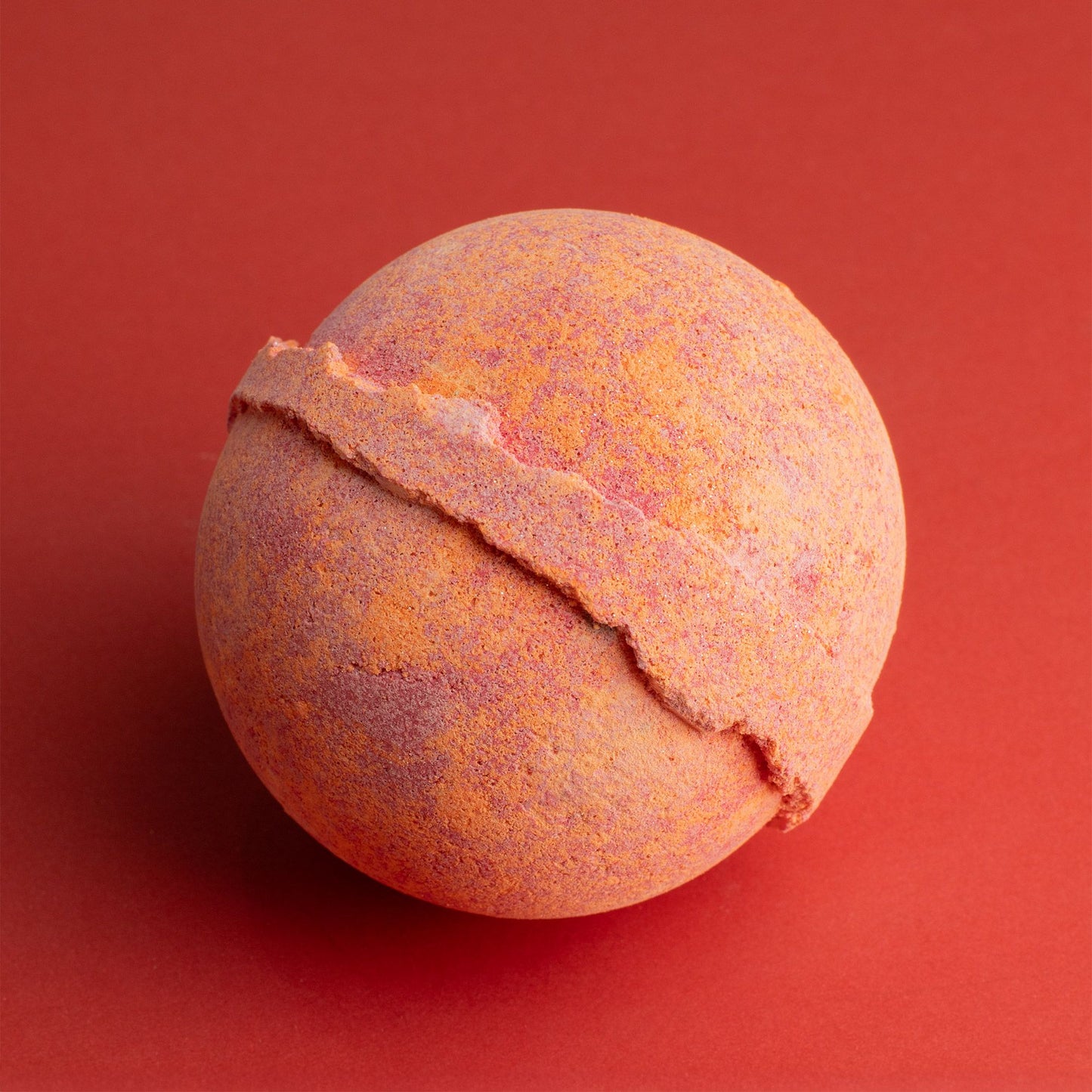 Fire Element Crystal Bath Bomb – Energising Citrus Soak with Hidden Crystal