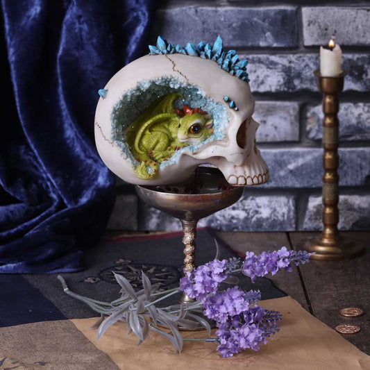 Crystal Cave Blue Skull 16.5cm
